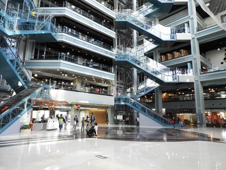 國立臺灣科學教育館的建築內部