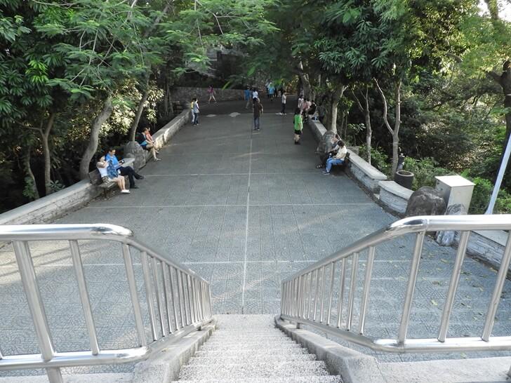 觀景台階梯