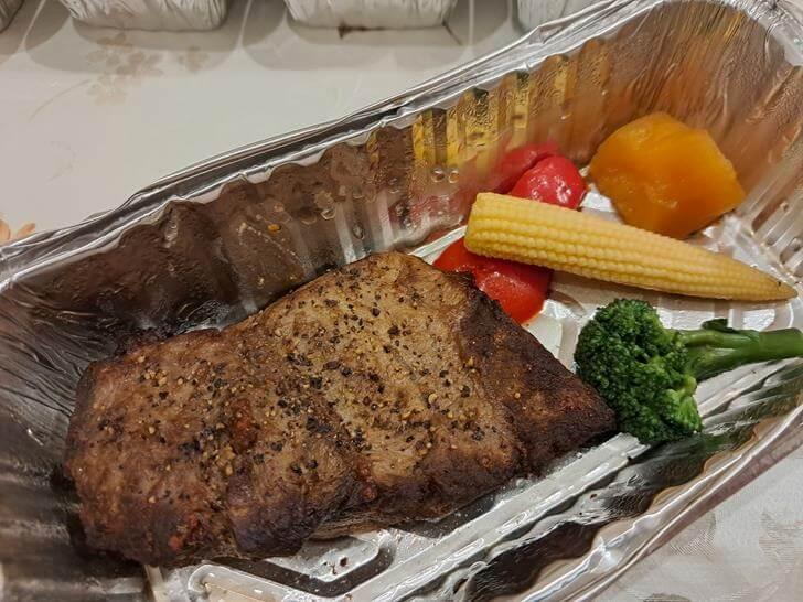 西堤原塊牛排