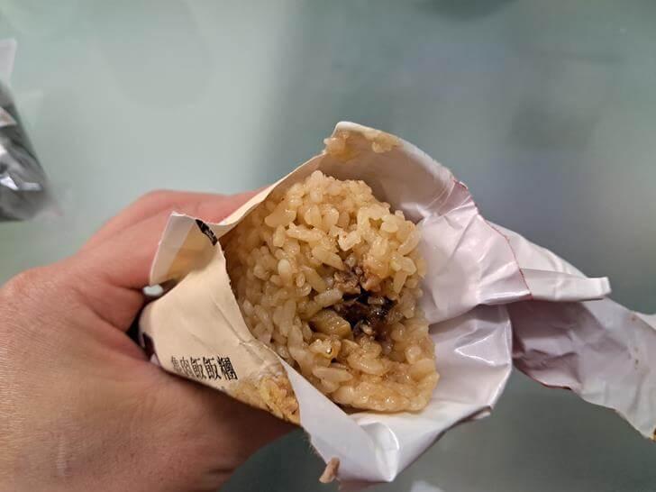 味道聞起來根本就是鬍鬚張魯肉飯