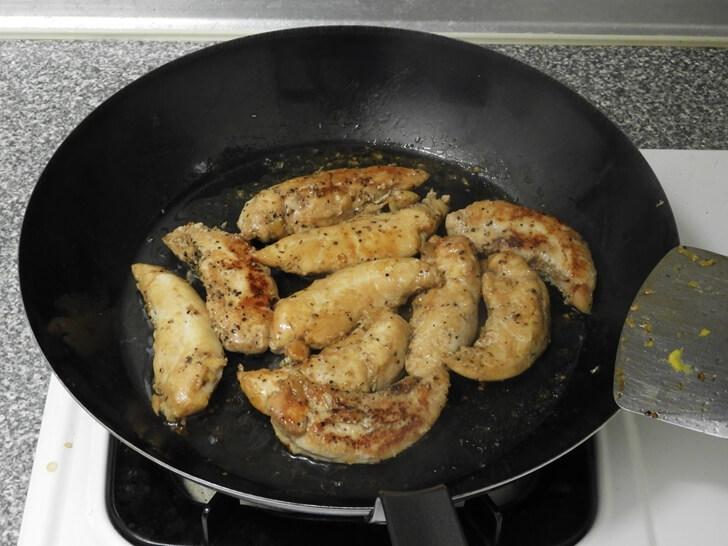 再稍微煎一下里肌肉更焦香了