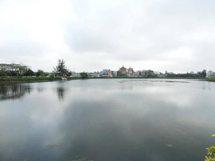 水之丘主題公園旁的廟埤