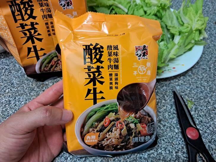 五木三顧茅廬酸菜牛肉風味湯麵