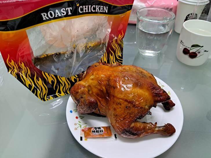 剛拿到的中壢台風小館手扒雞