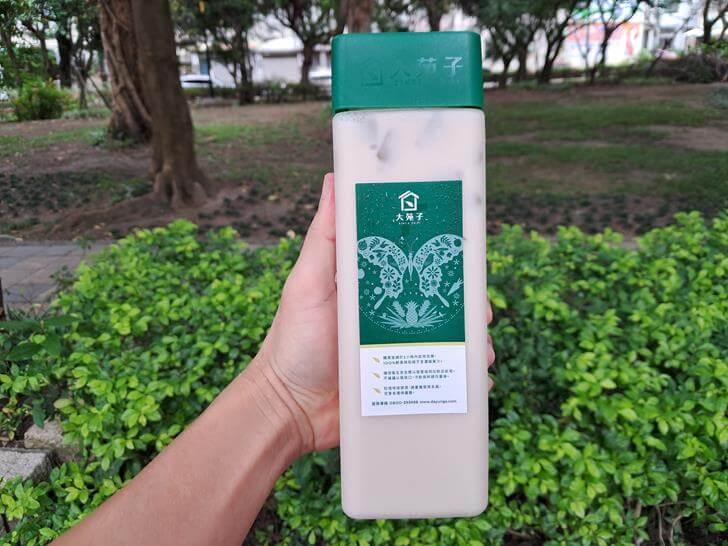 這次買的是這樣一罐裝的
